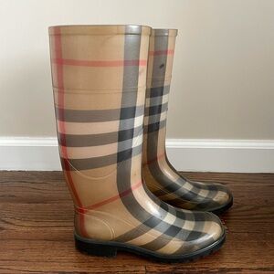 Authentic Burberry Nova Check Plaid Rain boots 5/35